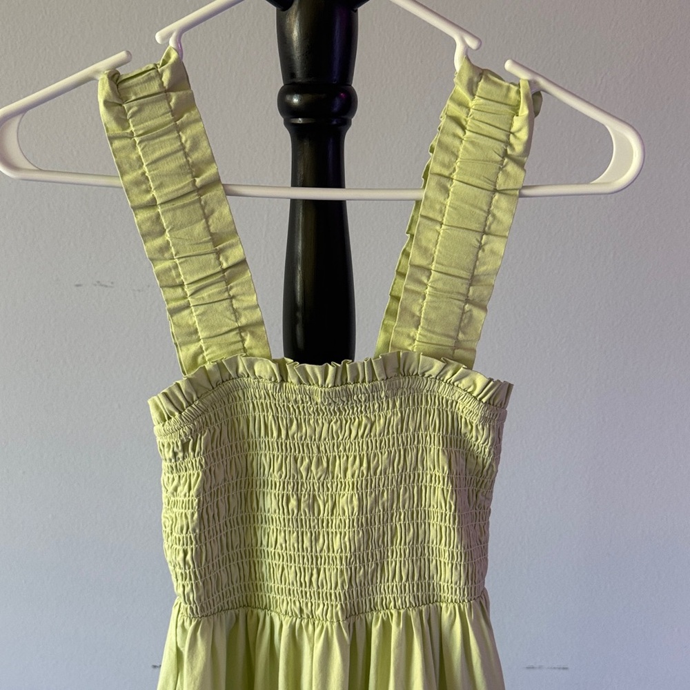 Abercrombie & Fitch XS Light Green Smocked Maxi Dress - Picture 3 of 6